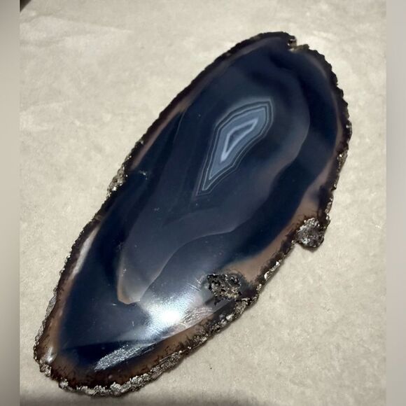 Polished Black Agate Slice – Natural Stone for Display or Crafts - Picture 12 of 16